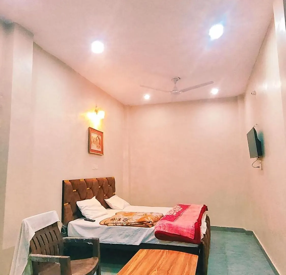 Laxmi Homestay فاراناسي